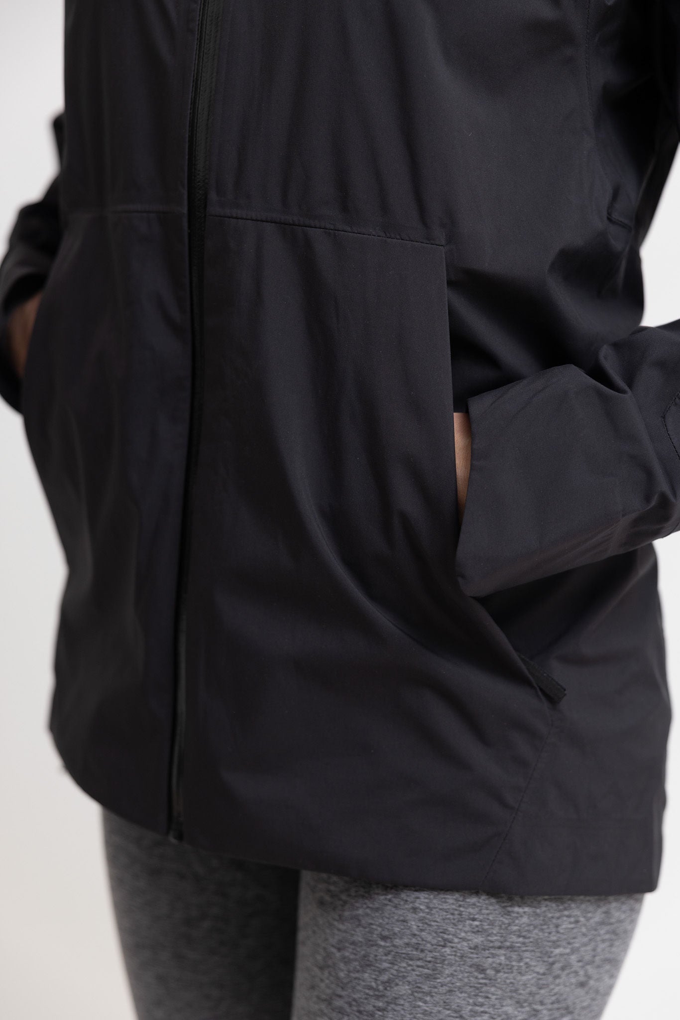 ZIMA SHELL JACKET